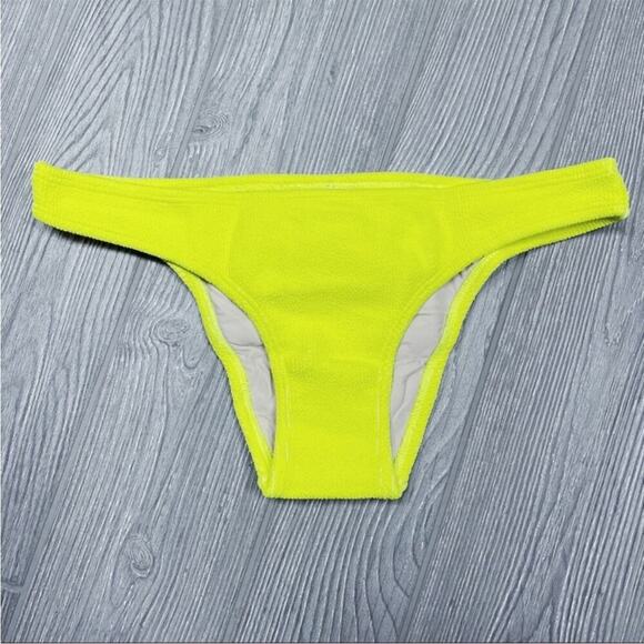 💗 3/$10 💗 NEW PQ Swim cheeky bikini bottoms neon yellow green medium - Picture 5 of 6